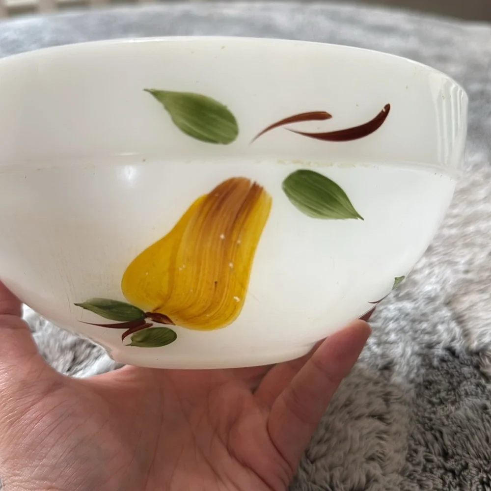 VTG Anchor Hocking Fire King Gay Fad Fruit Hand Painted Milk Glass Mixing Bowl‎